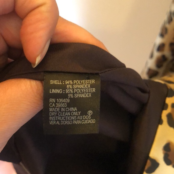 Cheetah print high neck midi dress - Picture 3 of 4